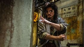 伍允龍在《九龍城寨之圍城》飾演大反派「王九」。（圖／華映娛樂提提供）