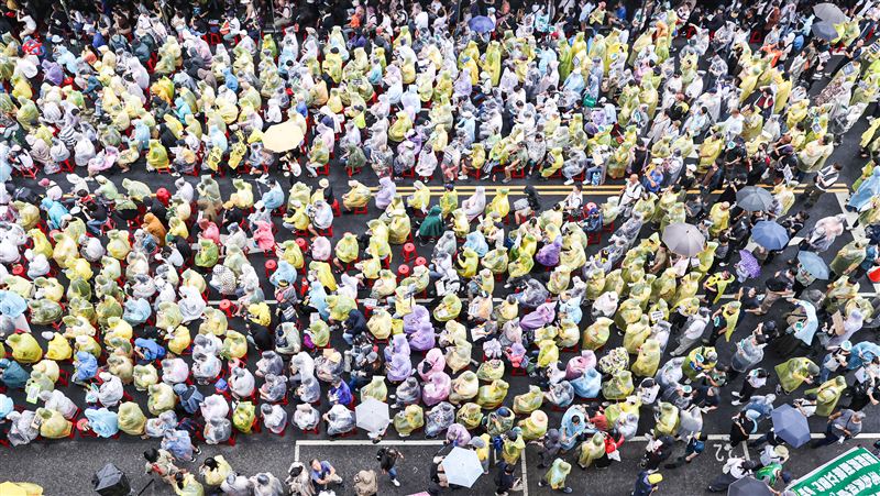 3萬人抗議國會職權修法　民團提罷免反制