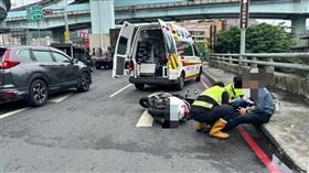 新北,五股,狗繩,機車,犁田,小黃狗,