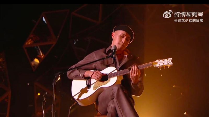 打趴那英！黃宣《歌手》衝上第二名網看傻