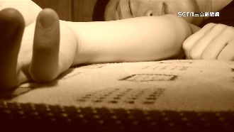 「打滾、講天語、半夜壓床」醫學有根據