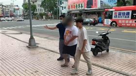 衝撞,盤查,自小客,逃逸,三民二分局,骨裂,投案