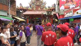 L拜白媽卡位1800