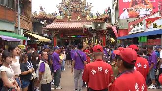 參香人潮多　拱天宮5停車場「仍1位難求」