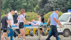 陸綜《快樂向前沖》錄製現在爆意外。（圖／翻攝自微博）