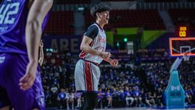 桃園璞園領航猿張鎮衙回歸手感火燙，上半場砍進5顆三分彈。（圖／PLG聯盟提供）