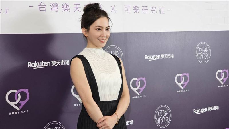 曖昧王少偉兩年多　許藍方破天荒獻第一次