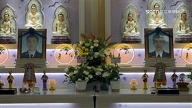 2勇消殉職　民眾靈堂前獻花感念英勇任務