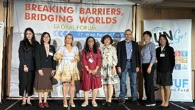 台灣辦WHA場邊會議 談地緣政治與健康台灣醫界聯盟基金會28日於日內瓦舉辦國際論壇。波瑞許（左3）、美國公共衛生協會跨部門委員會主席莫西（左4）、瑞士數據科學中心研究員布耶（右3）共同開講，美國智庫外交關係委員會研究員黃延中線上參與。中央社記者曾婷瑄日內瓦攝 113年5月28日