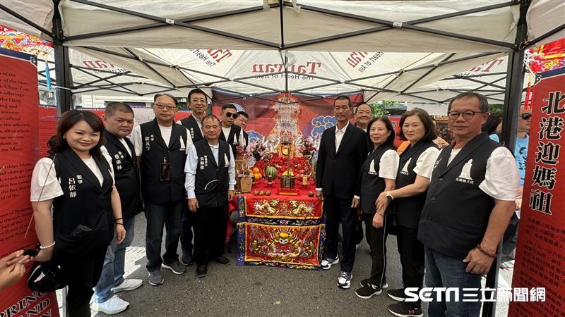 多圖／媽祖遶境美國　他淚說：像媽來看我
