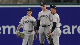 ▲索托（Juan Soto）首打席炸裂本季第15轟，洋基終結者投1球被天使逆轉。（圖／美聯社／達志影像）