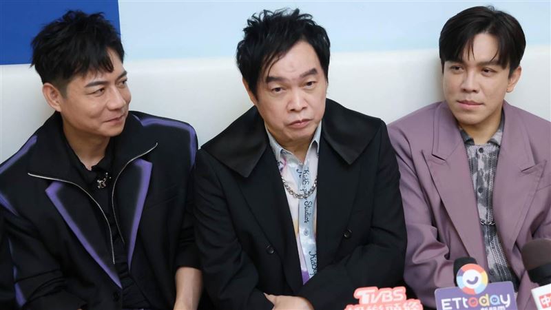 台藝人高喊「回歸祖國」挨轟!康康首露臉拒表態 「最大關鍵」是她 | 娛樂星聞