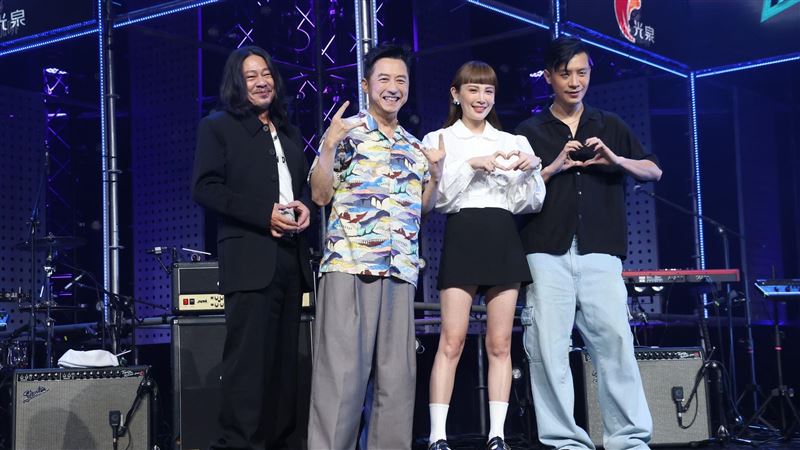 世紀同框伊能靜無望　庾澄慶與兒子做2事