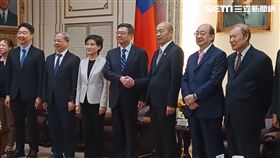 行政院長卓榮泰、副院長鄭麗君赴立法院拜會院長韓國瑜。（圖／記者盧素梅攝影）