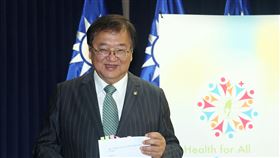 邱泰源說明推動參與WHA相關規畫衛福部長邱泰源（圖）24日出席「113年『世界衛生大會』（WHA）推案雙部長記者會」，說明推動參與WHA相關規畫，並接受媒體聯訪。中央社記者郭日曉攝  113年5月24日