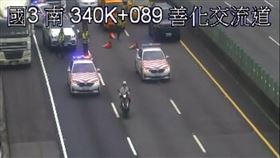 交流道,三角錐,車陣,警方,騎士,屏東,高雄,台南,嘉義