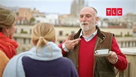 《大廚荷西全家遊西班牙》名廚荷西．安德烈斯回到家鄉西班牙。（圖／TLC旅遊生活頻道提供）