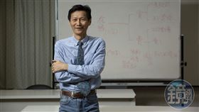 ▲謝士英愛存金融股，手上有高達458張玉山金。（圖／鏡週刊提供）