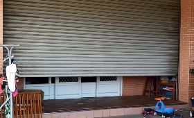 台東小6生遭鐵捲門壓脖  送醫搶救不