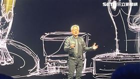 黃仁勳今（2）日演講結尾感性告白台灣。（圖／記者王翊綺攝影）