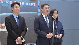 行政院長卓榮泰今（3）日上午出席海委會海巡署「113年端節威力掃蕩誓師暨接裝典禮」。（圖／行政院提供)