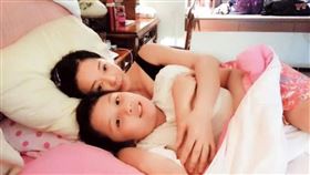 孫安佐,狄鶯。（圖／翻攝自臉書）