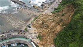 潮境公園土石崩落處初估6／11搶通，圖為替代道路。（圖／公路局提供）