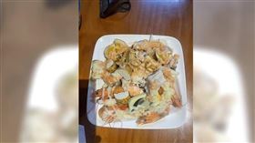 原PO去西螺一家麵攤，沙拉吃了1280元。（圖／翻攝臉書爆料公社公開版）