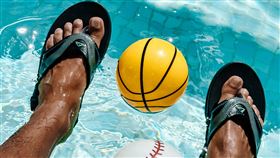 最新浪潮艦艇系列SWELLSOLE CRUISER。（圖／品牌提供）