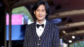 唐治平,母親,陳屍,酒醉,遺體,殯儀館,就業