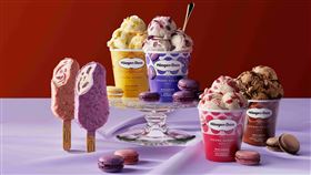 Häagen-Dazs以「極緻經典，法式驚豔」體現法式浪漫，全新馬卡龍冰淇淋口味結合熱銷馬卡龍脆皮雪糕，賦予多層次的味蕾饗宴。（圖／品牌業者提供）