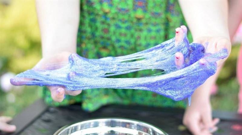 小朋友玩玩具指甲流膿發炎　醫驚：恐有毒