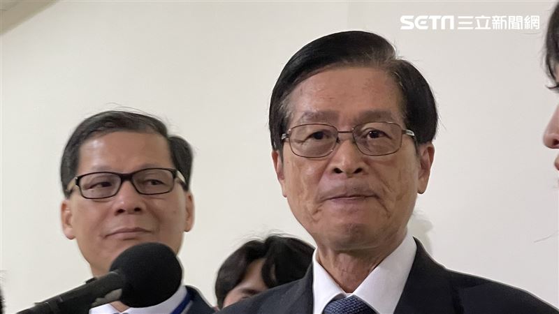嚴德發：赴中「黃埔百年校慶」不到100人