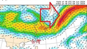 高空中的狹長強風帶，就稱為「噴射氣流」。（圖／翻攝自鄭明典 臉書） 