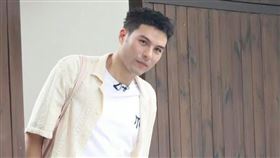 鳳小岳到中國參加《披荊斬棘的哥哥》第4季錄影。（圖／翻攝微博）