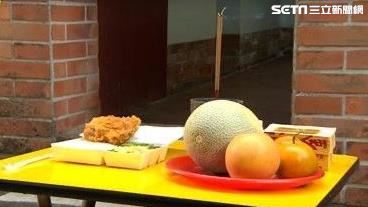 許多民眾會在中元節時祭拜地基主。（示意圖／資料照）