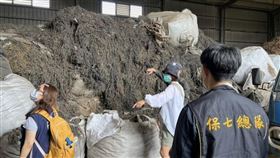 非法蒐購百噸廢塑料四處堆！驚人空拍圖曝