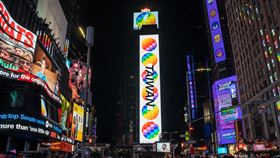 紐時廣場LED牆（圖／海外青鳥公媽應援團提供）