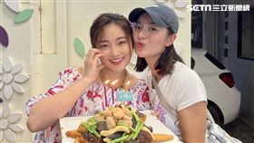  張文綺和師妹宜芳私下情同親姊妹。（圖／翻攝自IG)
