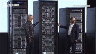 黃仁勳台語「講滾笑」　民眾：老一輩用語