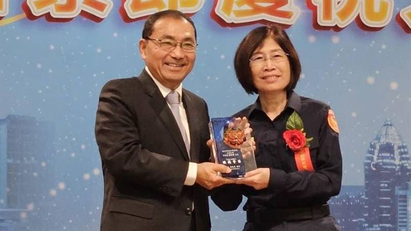 慶祝警察節　侯友宜表揚模範警力挺警福利