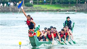 龍潭陂塘龍舟賽（桃園市政府提供）