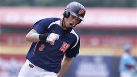 ▲桃園市柯敬賢今年玉山盃攻下7打點，獲得打點獎。（圖／中華棒協提供）