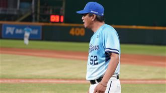 陳金鋒換局激動咆哮　抗議關燈是為了安全