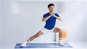 游書庭形象陽光，被相中擔任吹風機品牌大使。（圖／艾迪傳播提供）