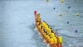 中國端午龍舟比賽出現了意外。（示意圖／翻攝自澎湃新聞微博）