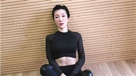 KIMIKO體態控管得很好。（圖／翻攝自FB／KIMIKO）