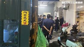 屋主在賭場門口張貼「內有惡犬」，企圖讓人難以靠近。（圖／翻攝畫面）