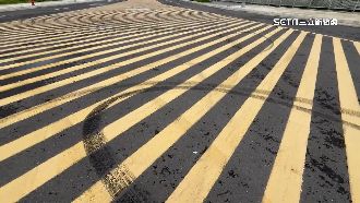 改裝車甩尾燒胎炫技！高雄警：涉危險駕駛