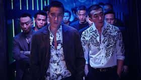 王陽明與懷秋成為電影《角頭－大橋頭》中想擴大組織「大橋頭」版圖的推手。（圖／曼尼娛樂提供）